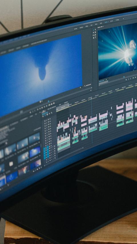 Video editing on curved display monitor